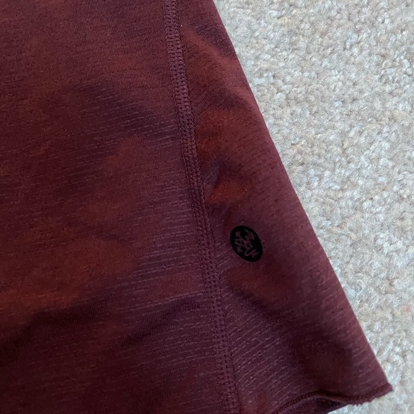 Manduka Breeze Open Tie Back Yoga Tank Top - Picture 6 of 8